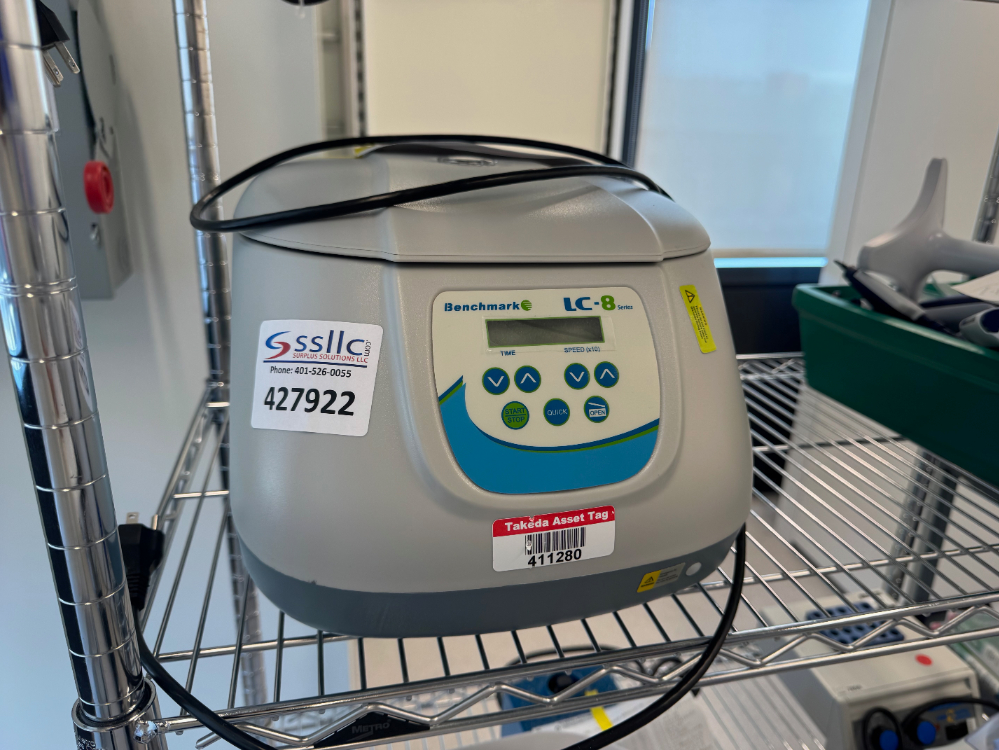 Image of Benchmark LC-8 series Centrifuge